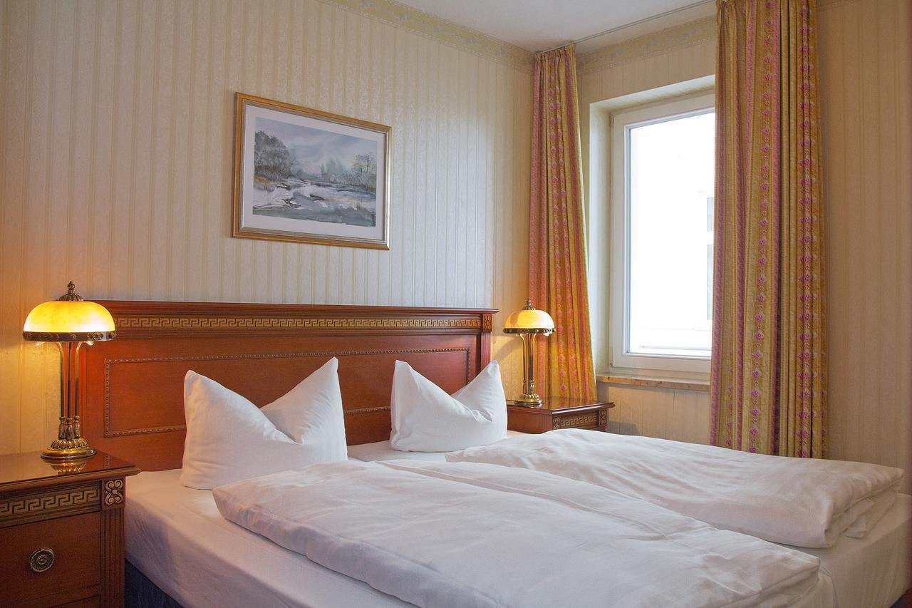 Seetelhotel Ostseeresidenz Ahlbeck เฮริงสดอร์ฟ ภายนอก รูปภาพ