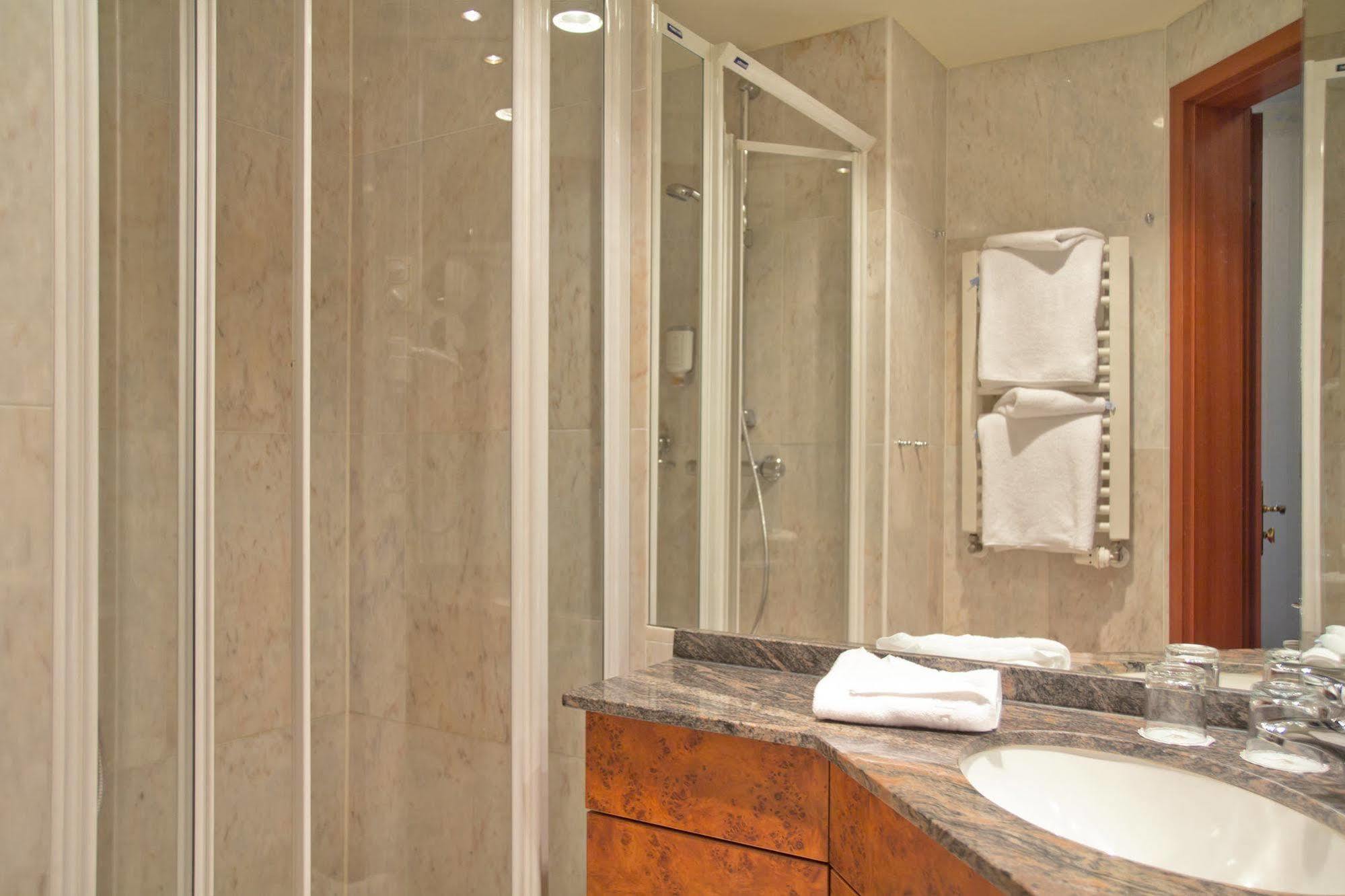 Seetelhotel Ostseeresidenz Ahlbeck เฮริงสดอร์ฟ ภายนอก รูปภาพ